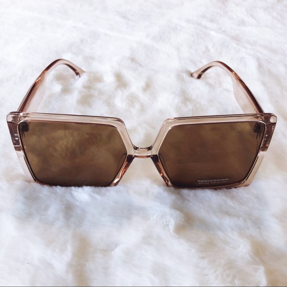 Molly Clear Pink Oversized Rectangle Sunglasses - Picture 6 of 9